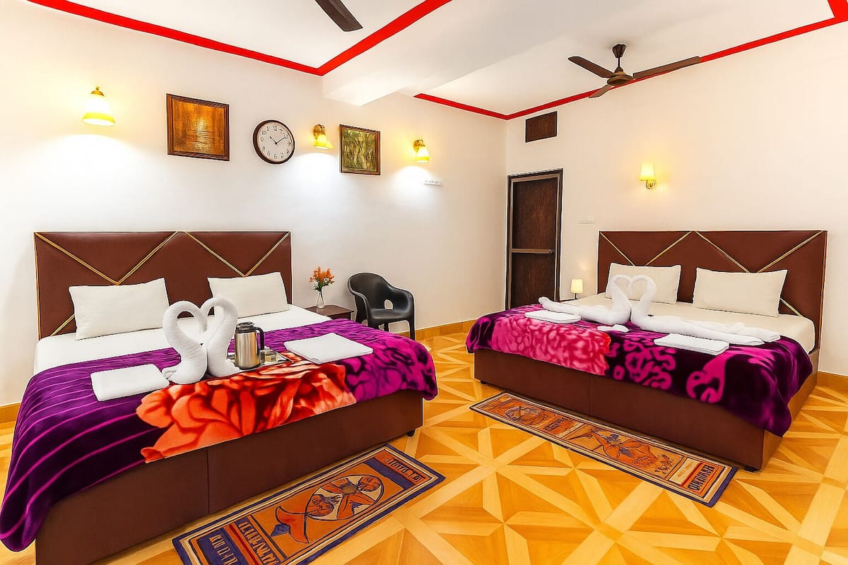 Family Quadruple Room, Multiple Beds, Non Smoking, Courtyard View