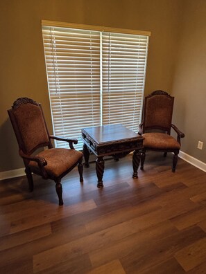 Interior - Charming 4-bedroom/2 bath house with AC and WiFi in lovely Hephzibah (Hephzibah)