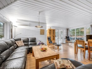 Tv och eldstad