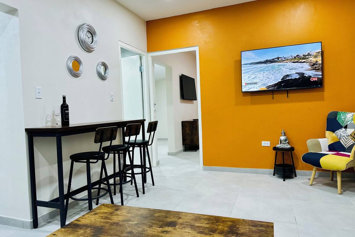 Deluxe Suite | Living area