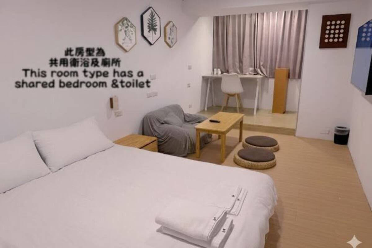 Premium bedding, free WiFi, bed sheets