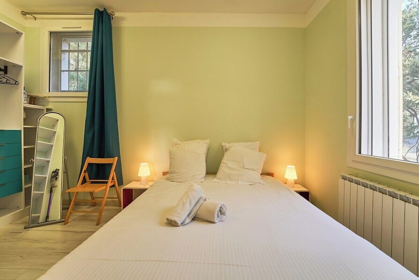 Cosy Family Haven With Terrace & Light - Toulon