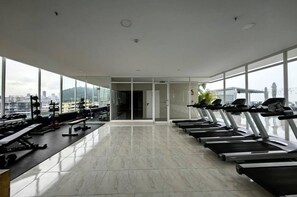 Apartment, 1 Bedroom, Accessible, Smoking | Fitness facility - 80m² Luxury Ocean View Apartment PH The Sands, Next to Hilton (Panama City)