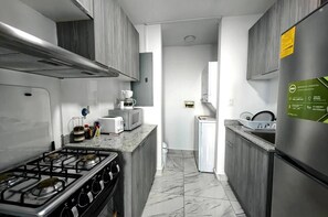 Apartment, 1 Bedroom, Accessible, Smoking | Interior