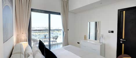 Apartamento de lujo, vistas a la ciudad | 1 dormitorio, tabla de planchar con plancha, wifi gratis