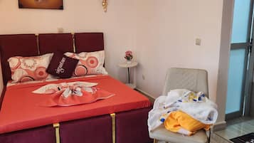 1 bedroom, iron/ironing board, WiFi