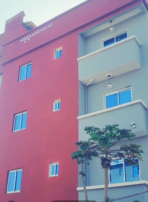 Exterior - Guest house in fantastic Bafoussam @00237658189419 (Bafoussam)