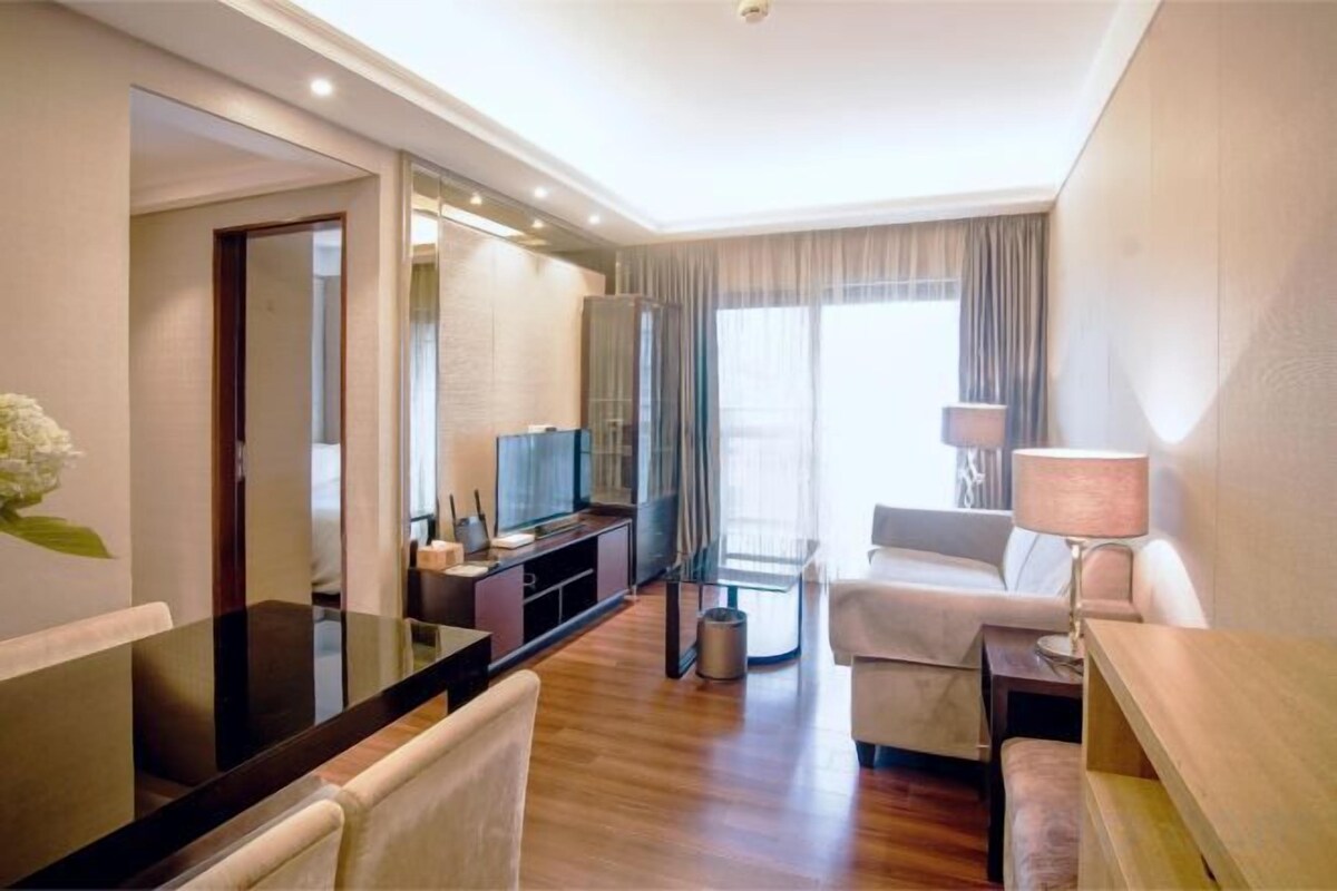 Deluxe Two-bedroom