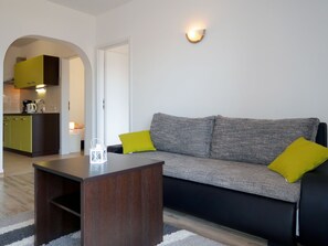 TV - Apartment Rosić by Interhome (Krk/Krk)