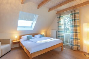 3 soverom, strykejern/-brett, reiseseng for barn og wi-fi (inkludert)