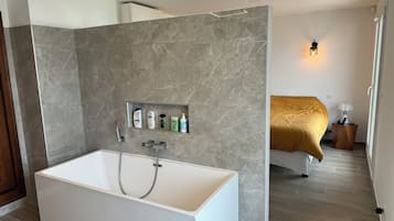 5 chambres, fer et planche Ă repasser, lit parapluie, Wi-Fi gratuit