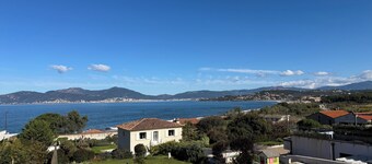 House Pietrosella Sea view 50 m from the beach