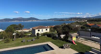 House Pietrosella Sea view 50 m from the beach