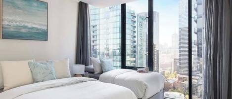 3 chambres, fer et planche à repasser, Wi-Fi, draps fournis