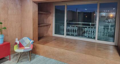 Spacious 3-bedroom apartment in beautiful Chilgok-gun with AC, WiFi