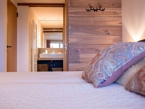 3 sovrum och resesäng