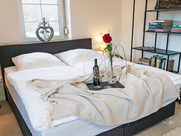 2 bedrooms, free WiFi