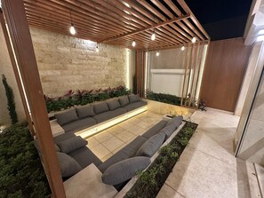 Terrace/patio - Premium Apartments with Private Garden and Outdoor Lounge (Sheikh Zayed)