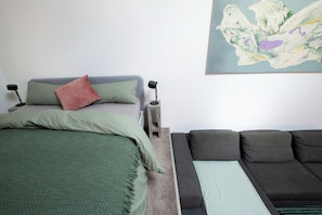 1 habitación, tabla de planchar con plancha, wifi y ropa de cama 