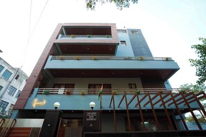 Front of property - Haven Hotel Sector 31,Gurugram (Gurugram)