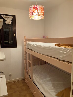 3 bedrooms, free WiFi