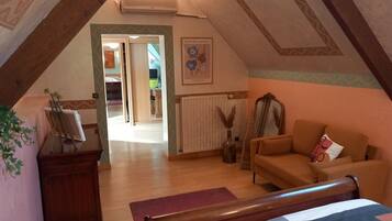 4 chambres, Wi-Fi gratuit, draps fournis