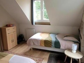 2 chambres, accès au Wi-Fi (inclus)