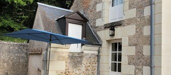 Charming cottage near Amboise with large garden and Wi-Fi