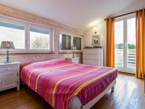 4 habitaciones, wifi gratis y ropa de cama 