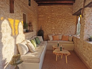 Property grounds - Maison Mimosa, lovely 3 bedroom villa with a Large pool (Essaouira)