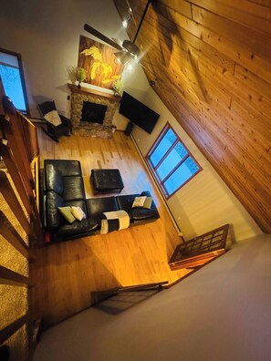 Smart-TV, peis og kontorer