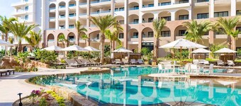 Villa La Valencia Beach Resort&Spa Cabos