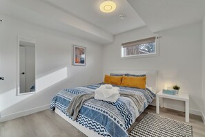 3 Schlafzimmer, Schreibtisch, Reisekinderbett, kostenloses WLAN