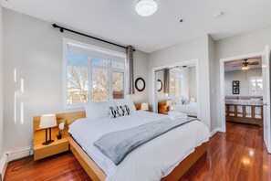 3 chambres, fer et planche à repasser, lit parapluie, Wi-Fi gratuit