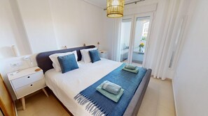 1 chambre, fer et planche à repasser, Wi-Fi gratuit, draps fournis