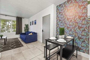 Interior - Coastal 1 Bedroom Steps from Ocean (Miami Beach)