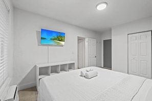 1 slaapkamer, een strijkplank/strijkijzer, wifi, beddengoed