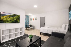 1 habitación, tabla de planchar con plancha, wifi y ropa de cama 