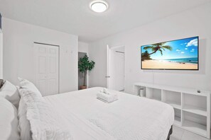 1 slaapkamer, een strijkplank/strijkijzer, wifi, beddengoed