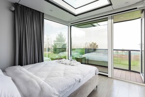 Standard Double Room, Lanai, City View - Zvezdnaya Hotel (Almaty)