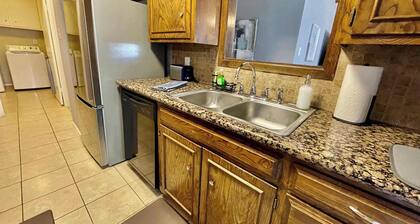 Fremont House - 3BR/2BA - Family Friendly