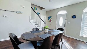 Dining - Stunning duplex in Murrells Inlet A (Murrells Inlet)