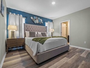 6 bedrooms, iron/ironing board, travel cot, WiFi