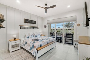 3 chambres, fer et planche à repasser, lit parapluie, Wi-Fi gratuit