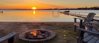 Lakefront Cabin w/ Shared Beach in Cecil!