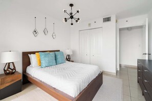 3 Schlafzimmer, Bügeleisen/Bügelbrett, Reisekinderbett, WLAN