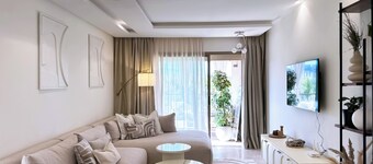 Prestigia Saphir : Appartement Moderne avec Terrasse, Piscine et Fibre Optique