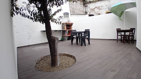 公寓, 1 间卧室, 吸烟房, 露台 | BBQ/野餐场地