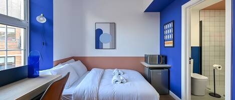 1 Schlafzimmer, Schreibtisch, WLAN, Bettwäsche