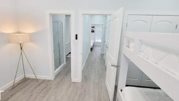 Apartment, 3 Bedrooms | 3 bedrooms, iron/ironing board, free WiFi